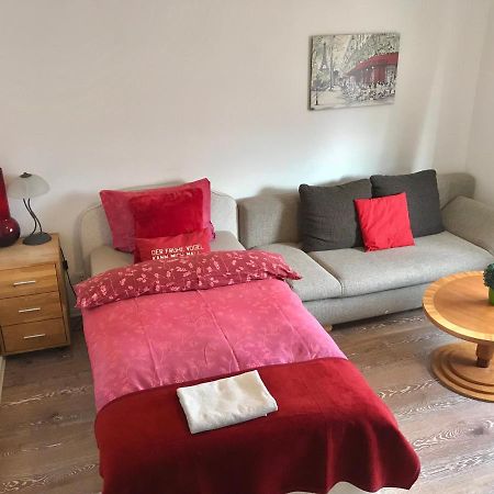 Ingrids Ferienwohnung mit Balkon in Thiede nähe See Salzgitter Exterior foto