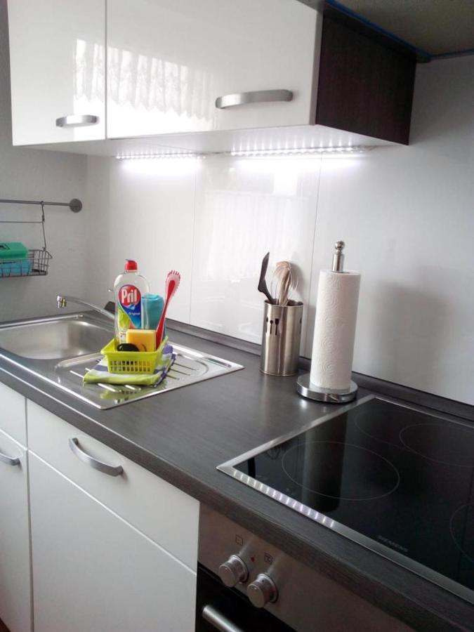 Ingrids Ferienwohnung mit Balkon in Thiede nähe See Salzgitter Exterior foto