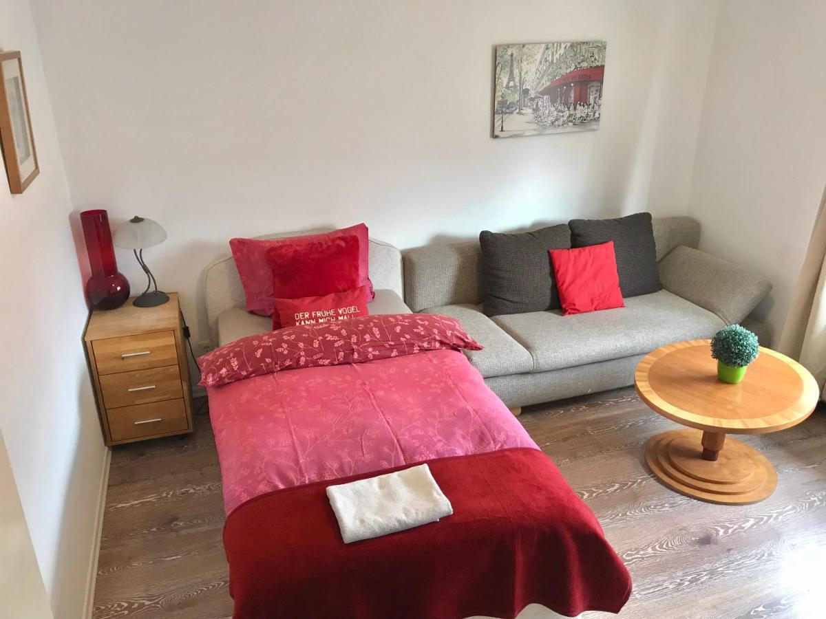 Ingrids Ferienwohnung mit Balkon in Thiede nähe See Salzgitter Exterior foto